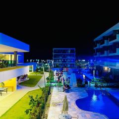 Flat em Muro Alto Porto de Galinhas com Piscina