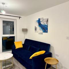 Stylish 2-Bedroom Apartment in Central Birmingham