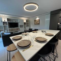 Modern T3 renovated with new pool terrace and box