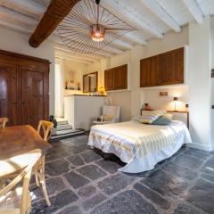 Navigli authentic charm in a historic Milan home