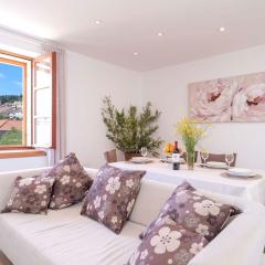 Everything just a few steps away