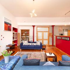 Edinburgh New Town Deluxe Apartment with Terrace