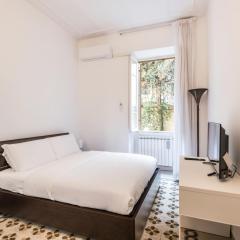 iFlat Mid-Century Modern Vatican Apartment