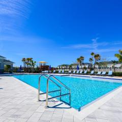 Near Disney Deluxe Room A