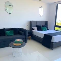 Estudio moderno takh