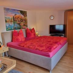 Großzügiges Appartement mit Blick zum Park inkl Klimaanlage