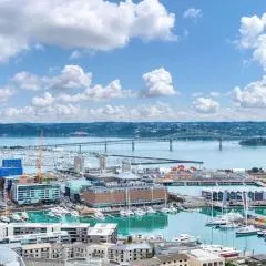 Gorgeous Seaview and Harbour View 2 BDR 2 BTH Apartment