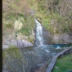RIVER HOUSE IN THE MOUNTAINS - with Wi-Fi
