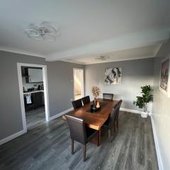 Spacious 3 Bed Home - Ideal for Families & Groups