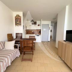 6 PERS, 2 CHAMBRES, DERNIER ETAGE EN FRONT DE MER