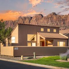 Rim Village H1