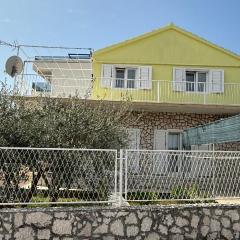 Apartments Petar - Parking and Seaview