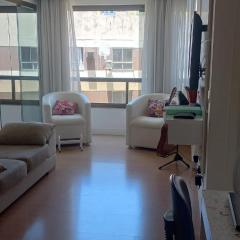 15 metros do Carnaval, em Ondina, perto da Praia