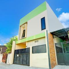 OYO Life 93290 Homestay Betro Syariah