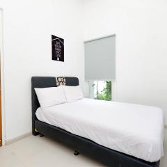 OYO Life 2491 Omah Puspa