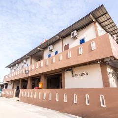 OYO Life 2583 Kost Anggun