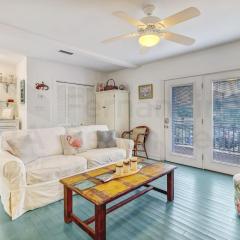 Vintage Home w Fire Pit