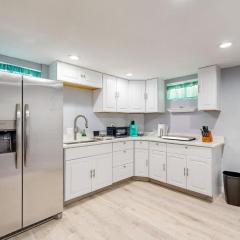 Cozy Lower Affordable Apartment great for families