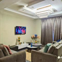 Chic apart with parking near the airport