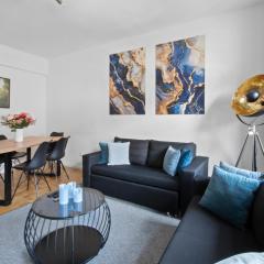 Altstadt - Exklusive 3-Zi-Wohnung für 6 Personen mit 90 qm, großer Dachterrasse, Parkplatz, WLAN