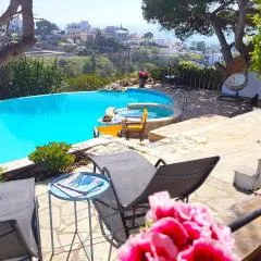 Complex HARMONY with infinity pool