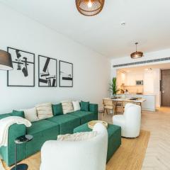 1 BR in Canal Front Residence al Wasl by PK Holidays