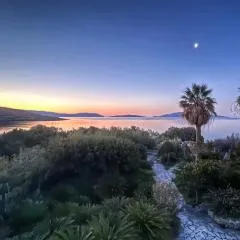 Scenic Coastal Getaway