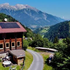 Homebase Tirol Mountain Lodge