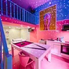 Funky House SPA - Jacuzzi - Salle de cinéma & Netflix - Billard - Nintendo switch & jeux