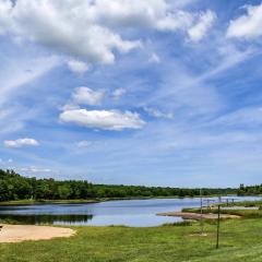 Poconos Chalet Hot Tub, Game Room, Sleeps 10