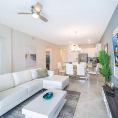 Disney Magic ChampionsGate Resort House 15 min from Disney World with Club Houses, 7 Pools and Water Park, Golf and More!