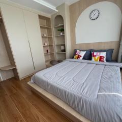 Fantasea Kamala 1 BR Near Fantasea Show & Beach 505