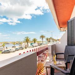 Apartamento Avenida - sunny apartment over the marina