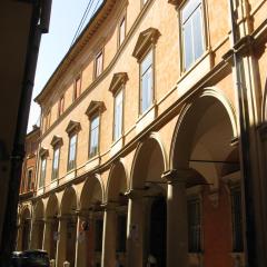 CENTRAL PALACE 600 by BOLOGNACENTRO Rooms ad suites