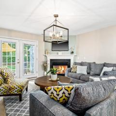 Cozy 2BR Retreat with BBQ, WIFI & Parking
