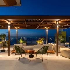 Studio Moderno em Salvador c/ Rooftop Sensacional