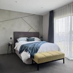 Whitewood Suites Apartment 3C