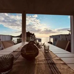 Buqez Eco Resort - calm beach house 17