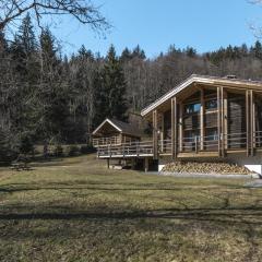 Chalet L'Oratoire & Mazot - Renovated Historic Chalet - Huge Garden & Separate Cabin for 2