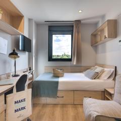 Livensa Living Salamanca Albergue Juvenil