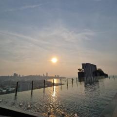 The Base Central Pattaya Condo by Thiva