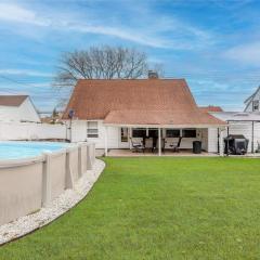 Villa with amazing pool & yard near NYC & Queens