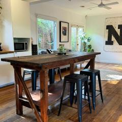 Welcome to The Roy - Family home close to airport and train!