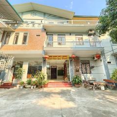 Nhà Nghỉ Việt Hùng
