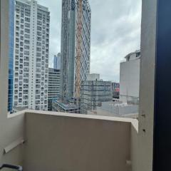 3 Double Beds and 1 Single Bed and 2 Double Sofa Beds in a small 2 Bedrooms Penthouse