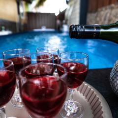 Sunbliss Villa, 3BHK Private Pool-Caretaker, WiFi