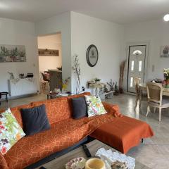 Breeze Holiday Home