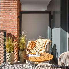 Scala City Center Premium Apartments with Parking by Lion Apartments
