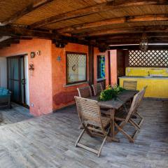 La casa di Eolo rivolta al tramonto