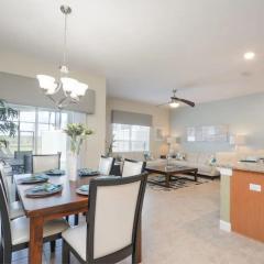 Casa de 4 Quartos com Piscina Privativa